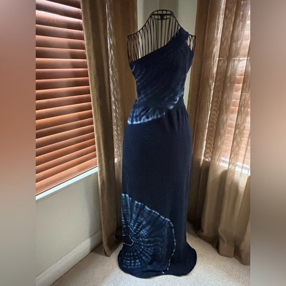 C&C California Navy Blue One Shoulder Tie-Dye Maxi Dress - Picture 3 of 5